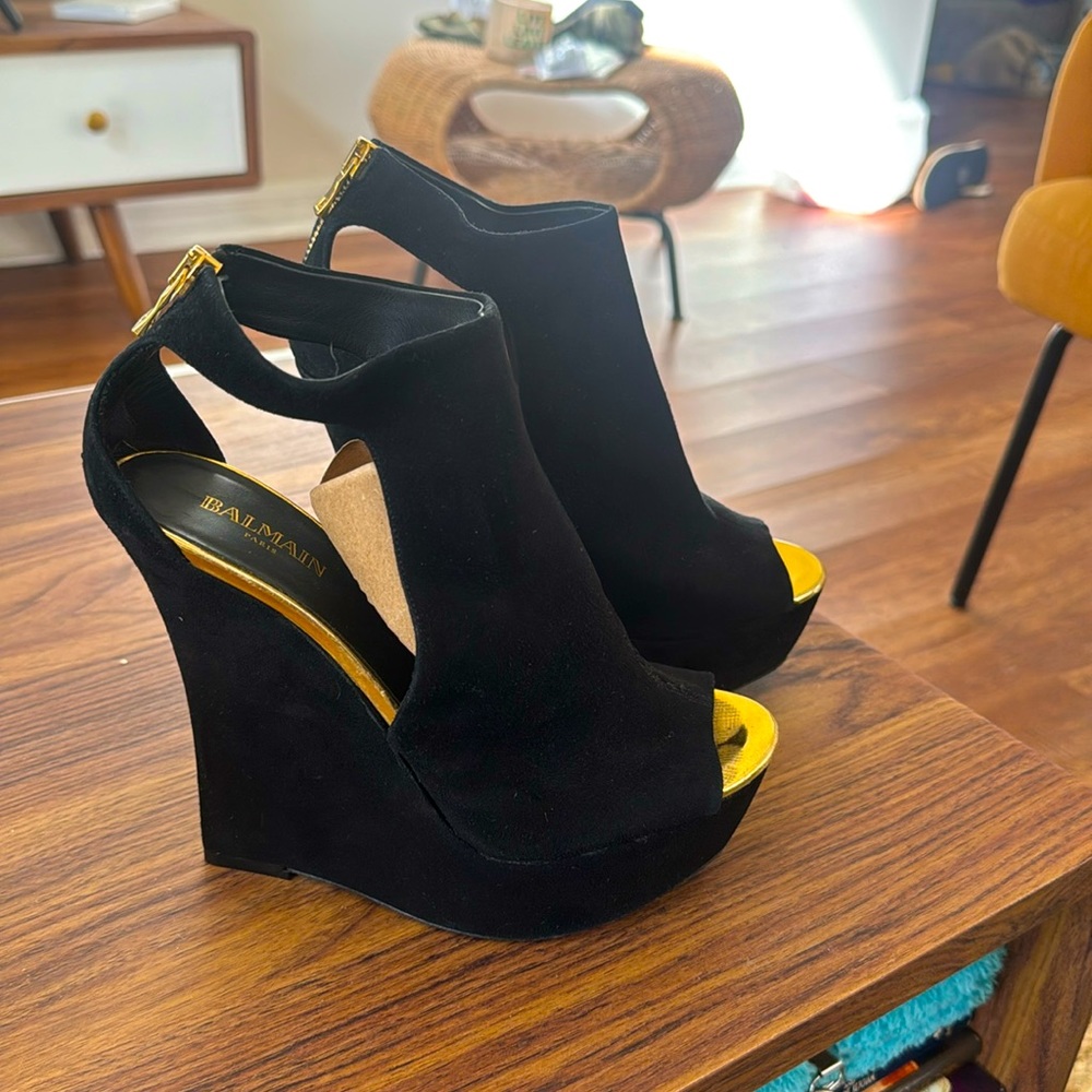 BALMAIN Paris black suede and gold. Mint condition (never worn outside). Size 8